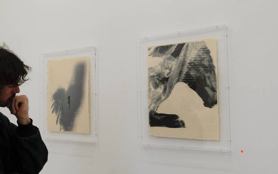 Plexiglas Kaplijsten van Eiso Bergsma: Azul Ehrenberg’s Tentoonstelling bij Gallery van Fanny Freytag